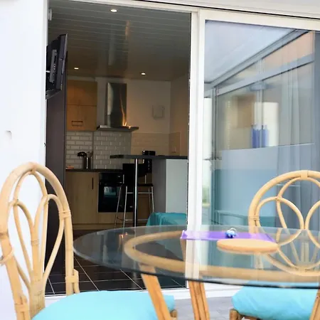 Studio Entre Plage Et Centre Ville דירה *